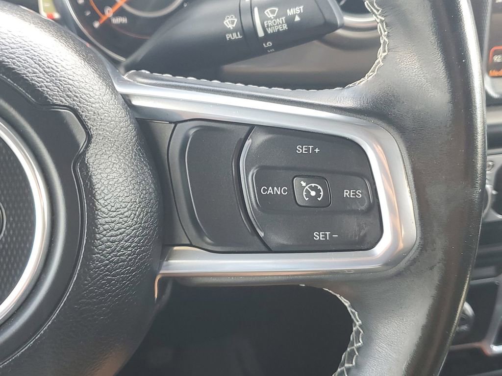 Used 2022 Jeep Wrangler Unlimited Sahara image 35