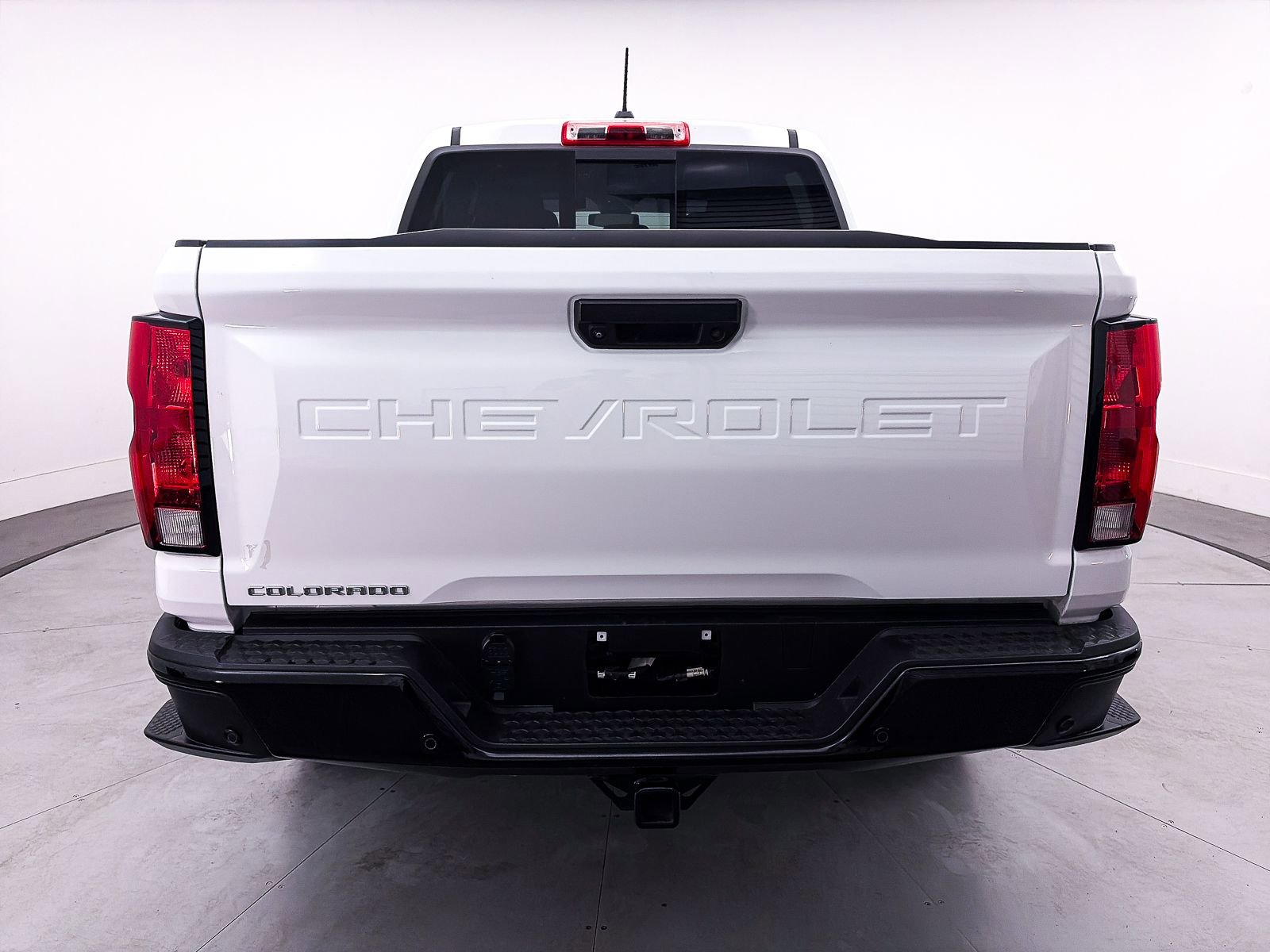 Used 2024 Chevrolet Colorado W/T w/ Advanced Trailering Package image 14