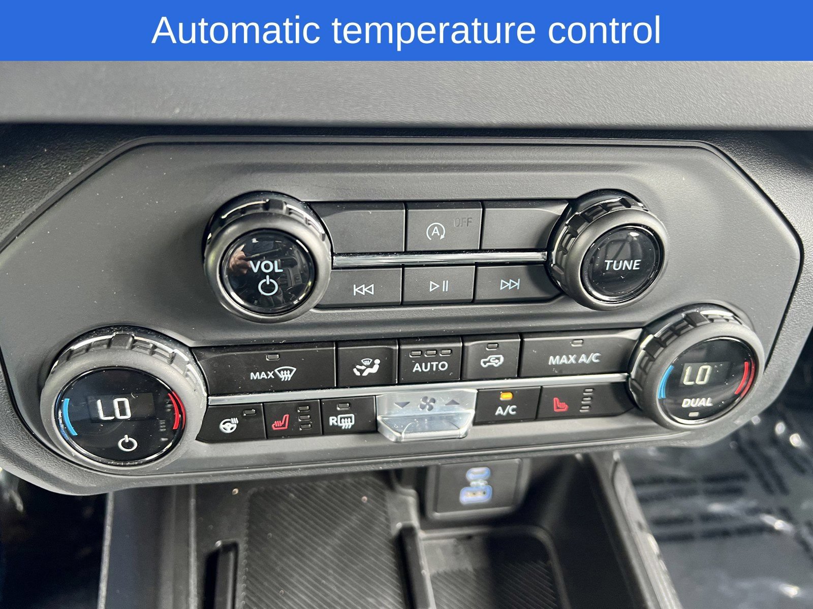 Used 2025 Ford Bronco Outer Banks AWD/4WD image 22