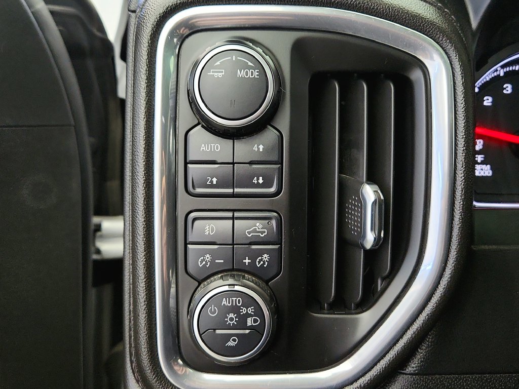Used 2020 Chevrolet Silverado 1500 LT Trail Boss AWD/4WD image 20