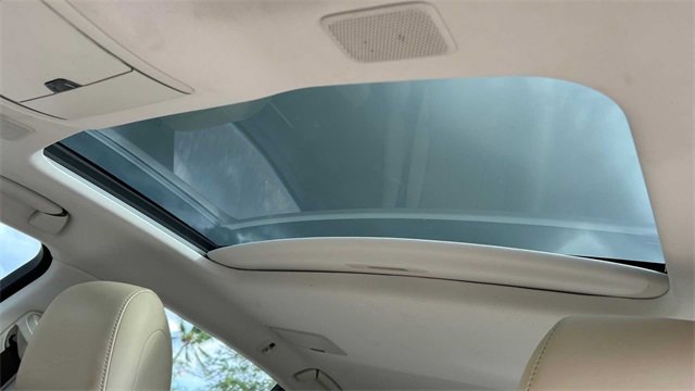 Used 2018 Lexus LS 500 w/ Accessory Package (Z2) image 20