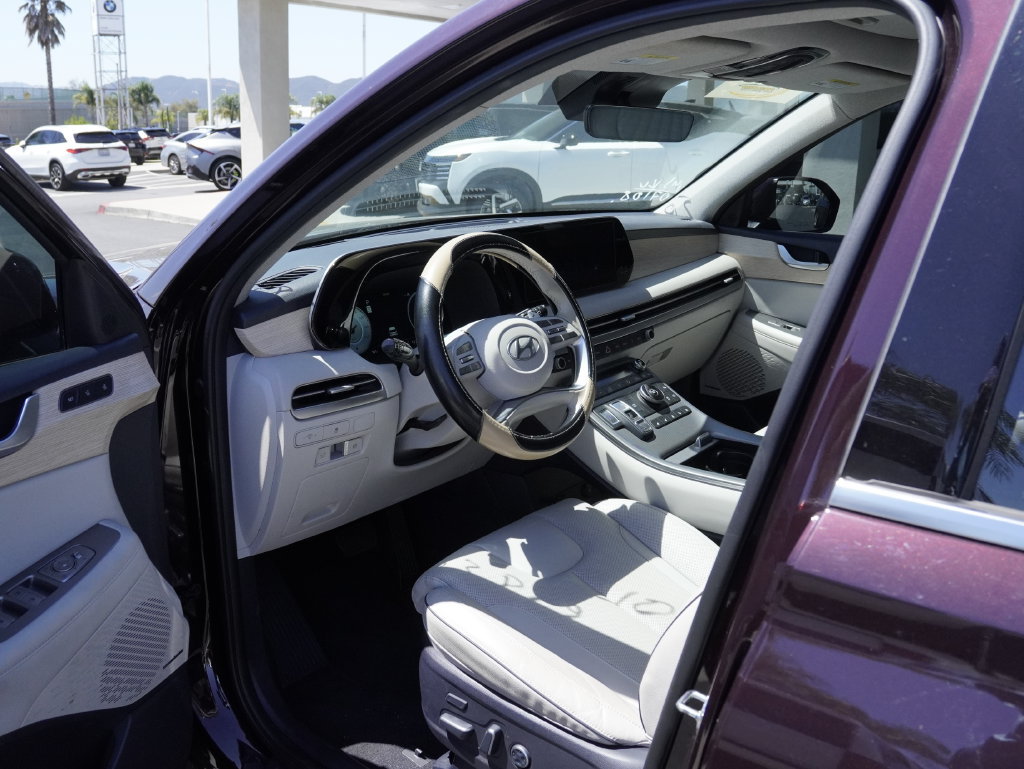 Used 2023 Hyundai Palisade Limited FWD image 24