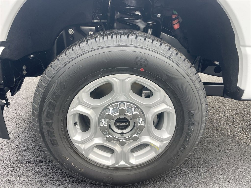 New 2026 Ford F250 XLT w/ XLT Premium Package image 16