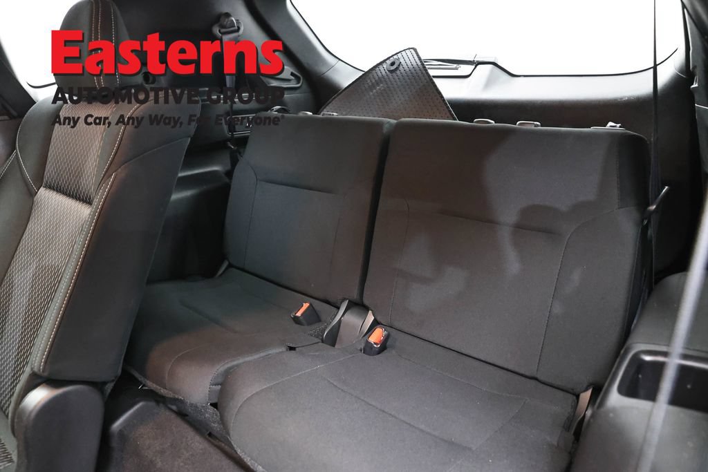 Used 2024 Mitsubishi Outlander ES AWD/4WD image 25
