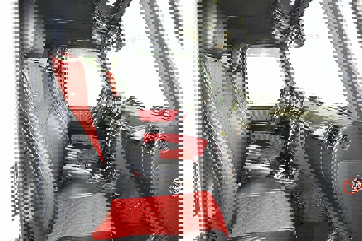 Used 2018 Mercedes-Benz G 65 AMG 4MATIC image 13