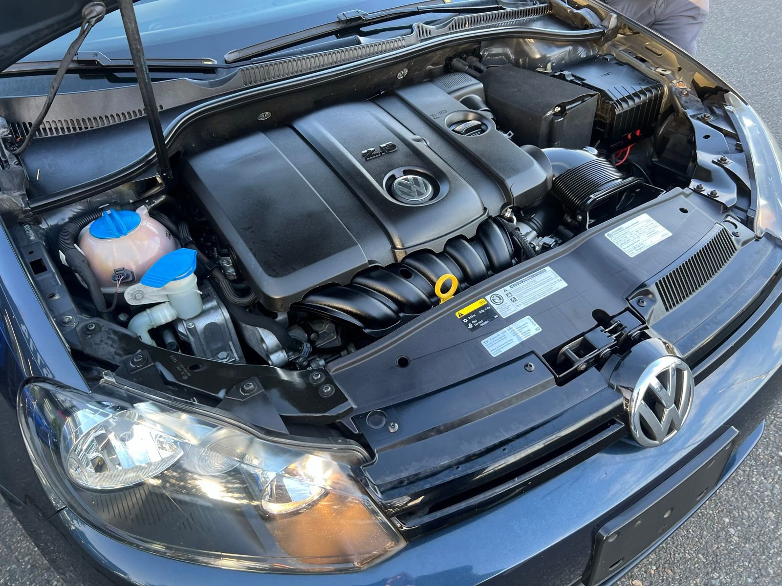 Used 2014 Volkswagen Golf 4-Door image 27