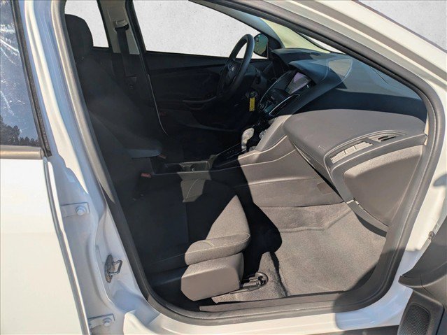 Used 2018 Ford Focus SEL FWD image 18