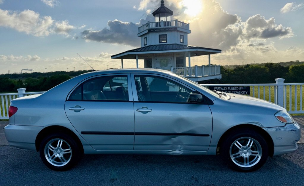 Used 2003 Toyota Corolla CE FWD image 3