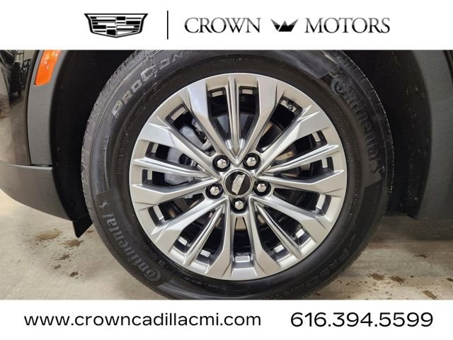 Certified 2025 Cadillac XT4 Premium Luxury image 8