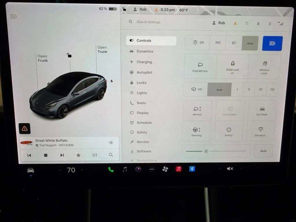 Used 2020 Tesla Model 3 Long Range AWD/4WD image 36