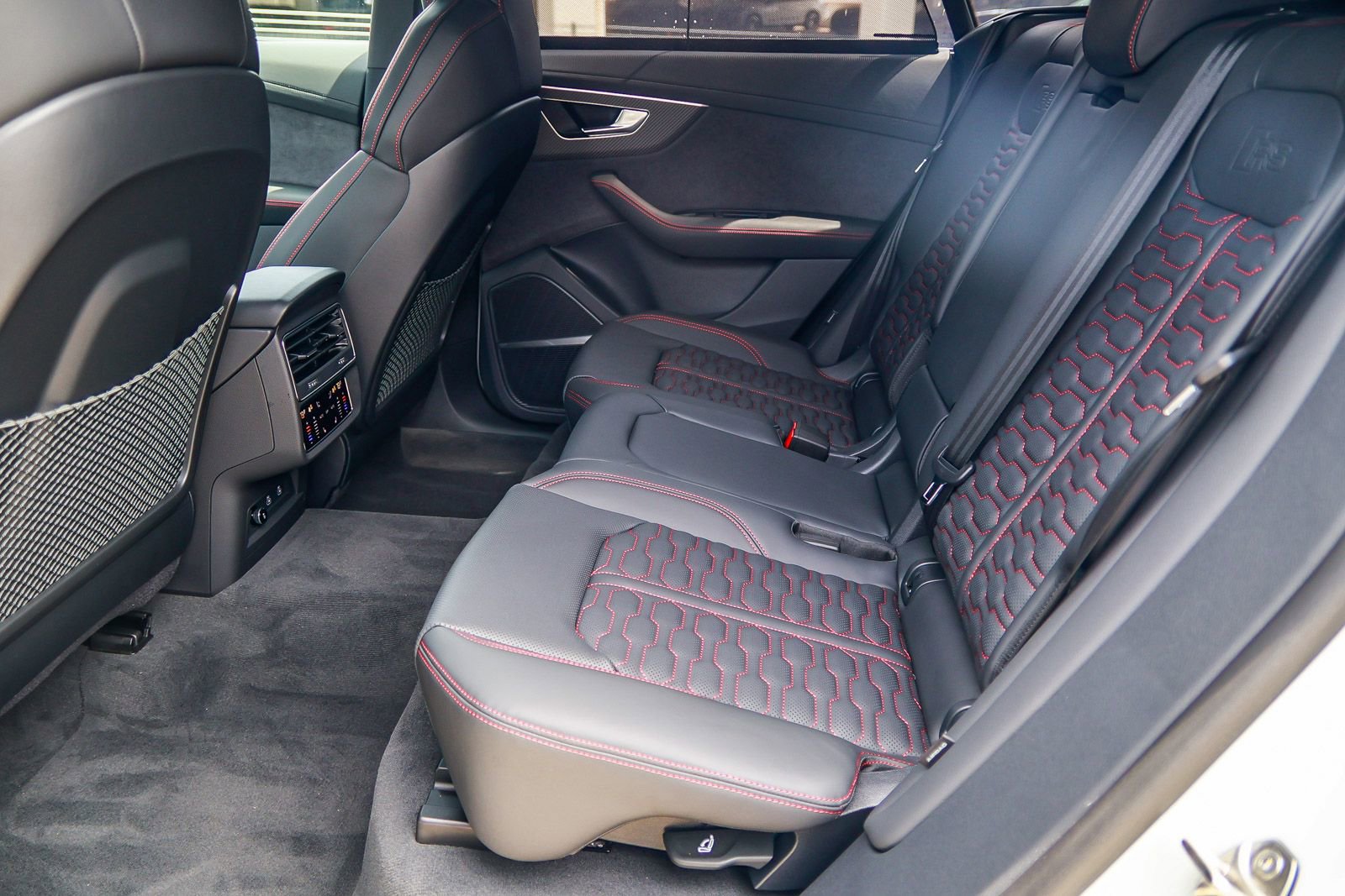 New 2025 Audi RS Q8 performance AWD/4WD image 18