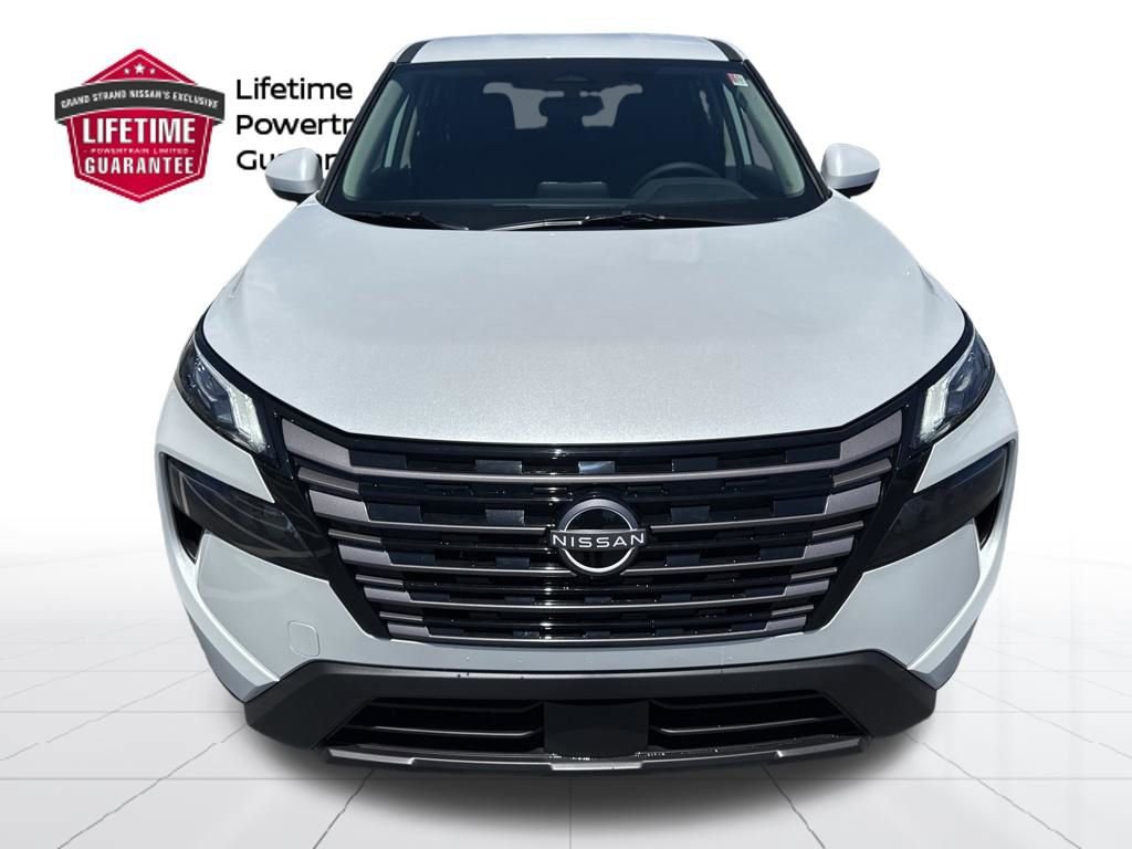 New 2026 Nissan Rogue SV FWD image 2
