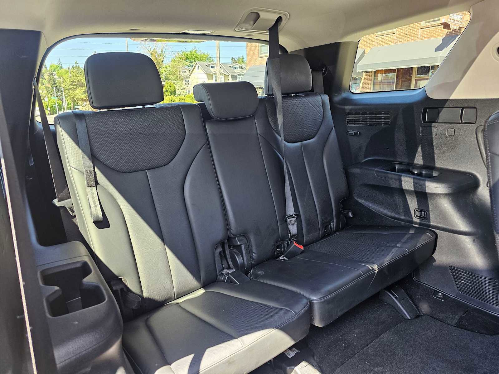 Used 2023 Hyundai Palisade SEL AWD/4WD image 15