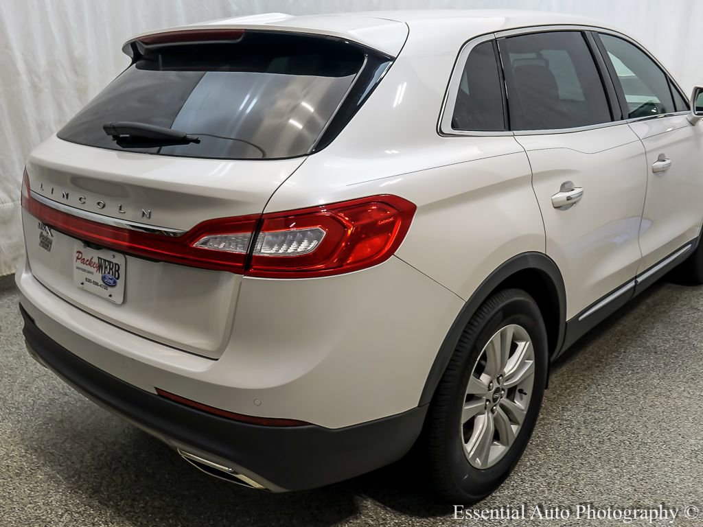 Used 2017 Lincoln MKX Premiere image 8