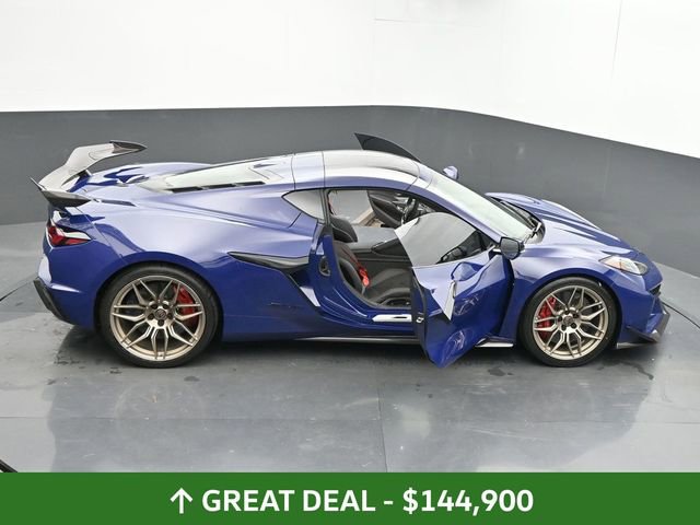 Used 2025 Chevrolet Corvette Z06 w/ Z07 Performance Package image 67