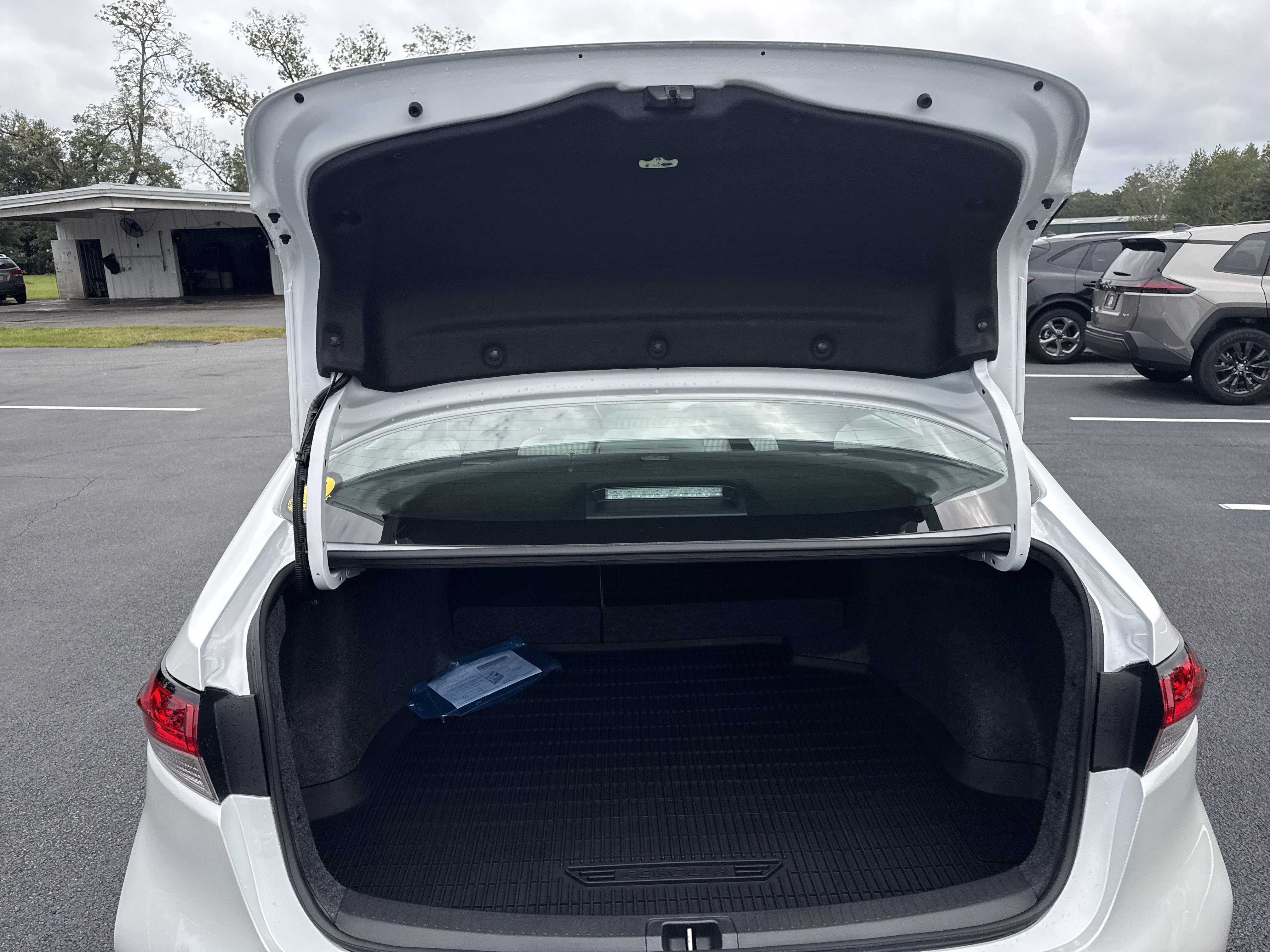 New 2027 Toyota Corolla LE FWD image 28