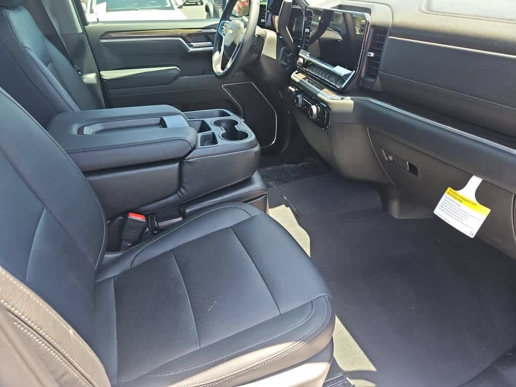 Used 2026 Chevrolet Silverado 1500 LT w/ Safety Package AWD/4WD image 13