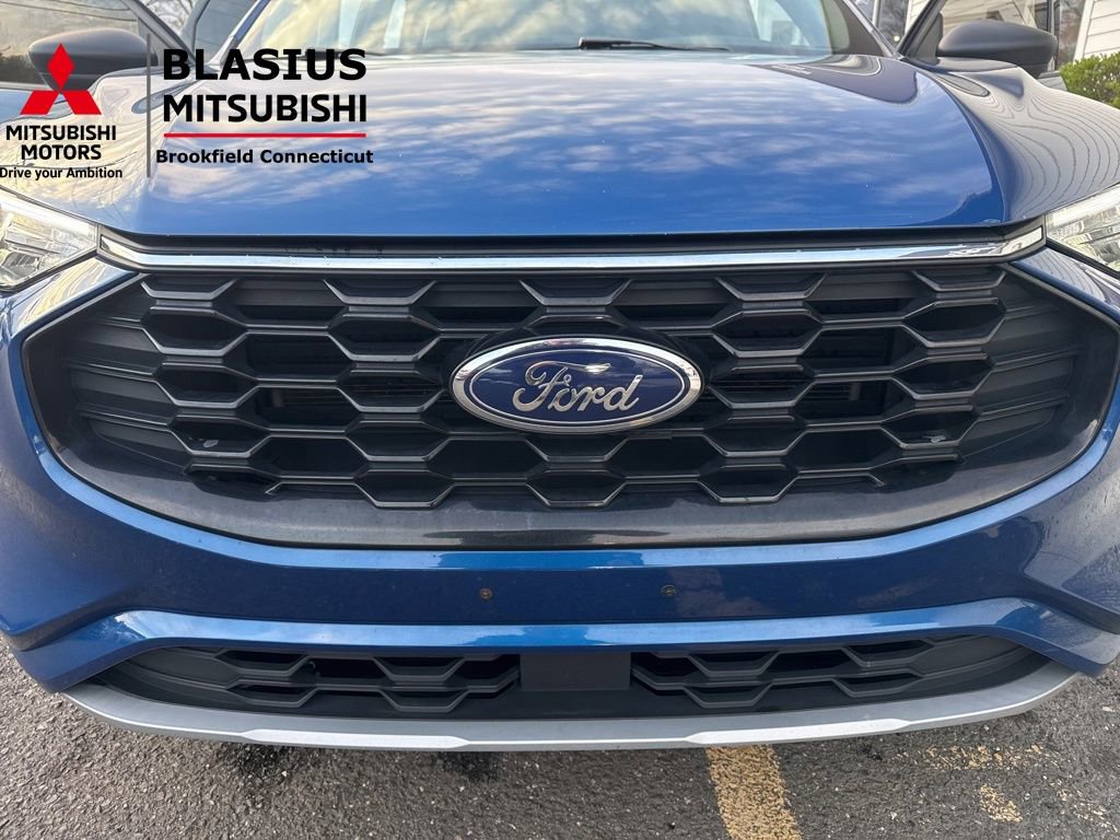 Used 2023 Ford Escape ST-Line w/ Tech Pack #1 AWD/4WD image 45