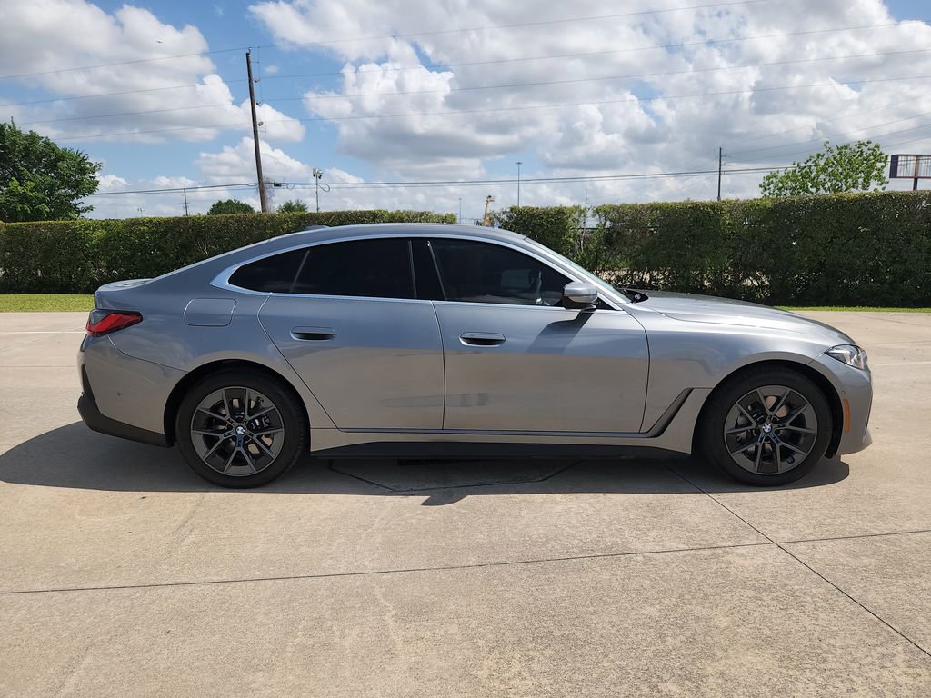 Used 2025 BMW i4 eDrive40 w/ Premium Package RWD image 4