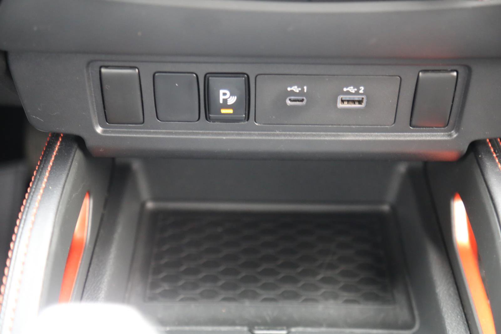 Used 2024 Nissan Frontier Pro-X w/ Technology Package image 13