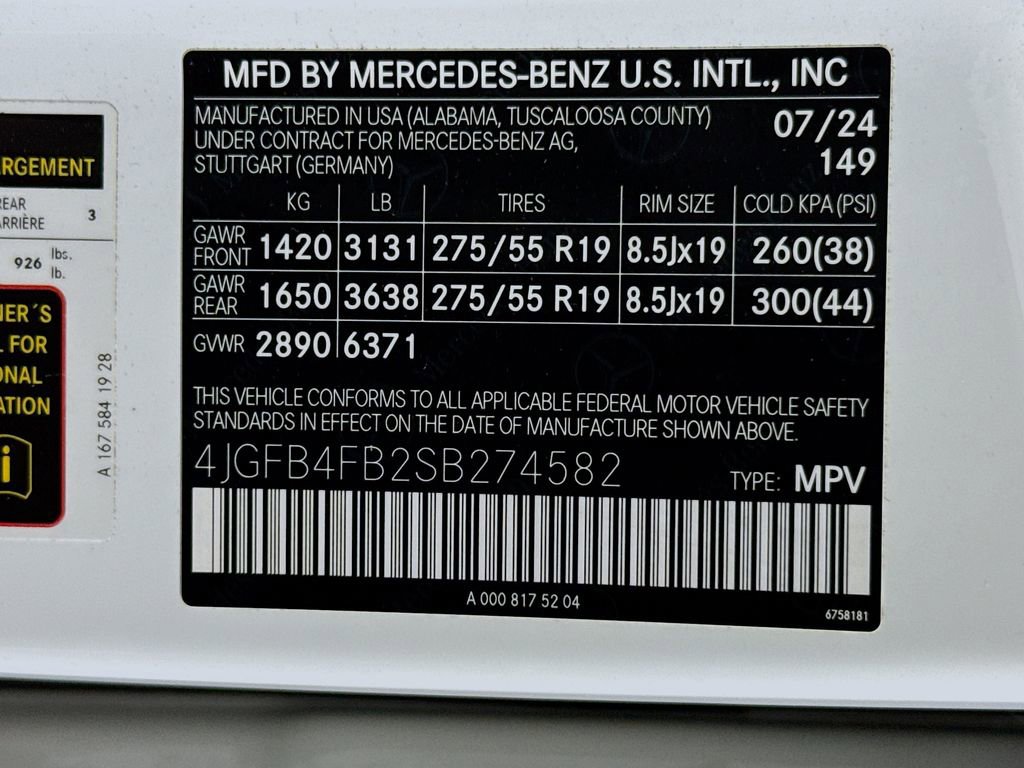 Used 2025 Mercedes-Benz GLE 350 4MATIC w/ Winter Package image 32