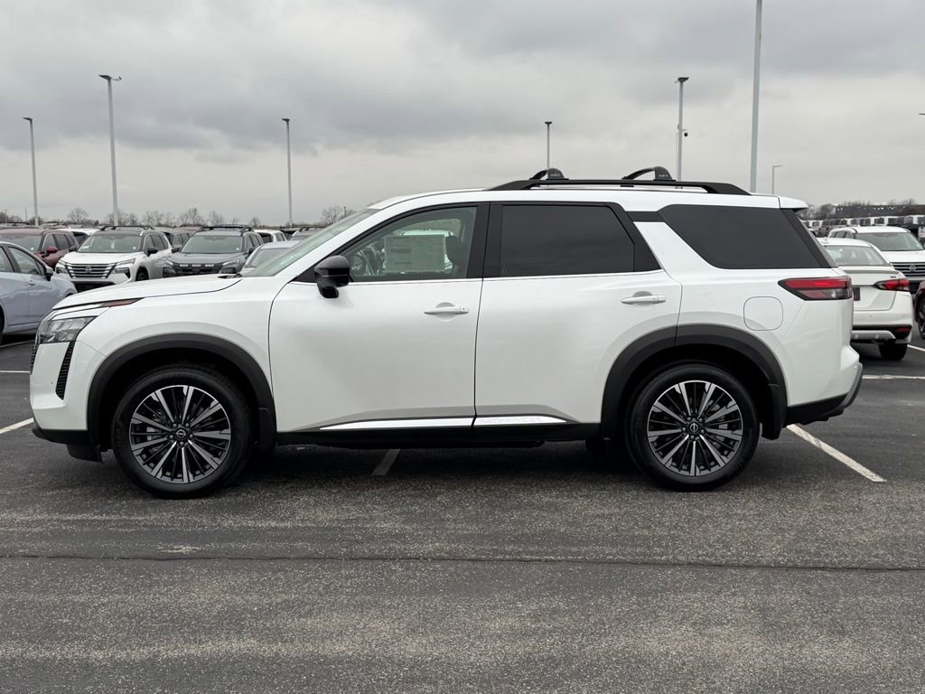 New 2026 Nissan Pathfinder Platinum image 7