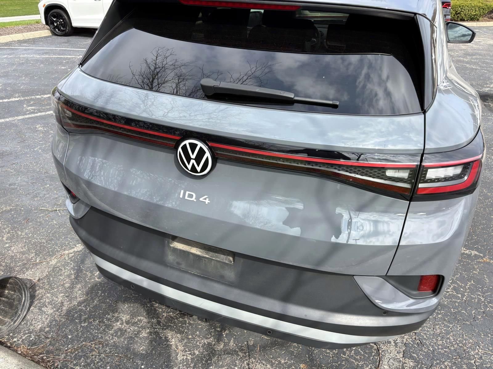 Used 2023 Volkswagen ID.4 Pro S Plus image 9