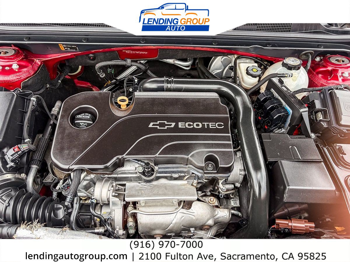 Used 2017 Chevrolet Malibu LT FWD image 26