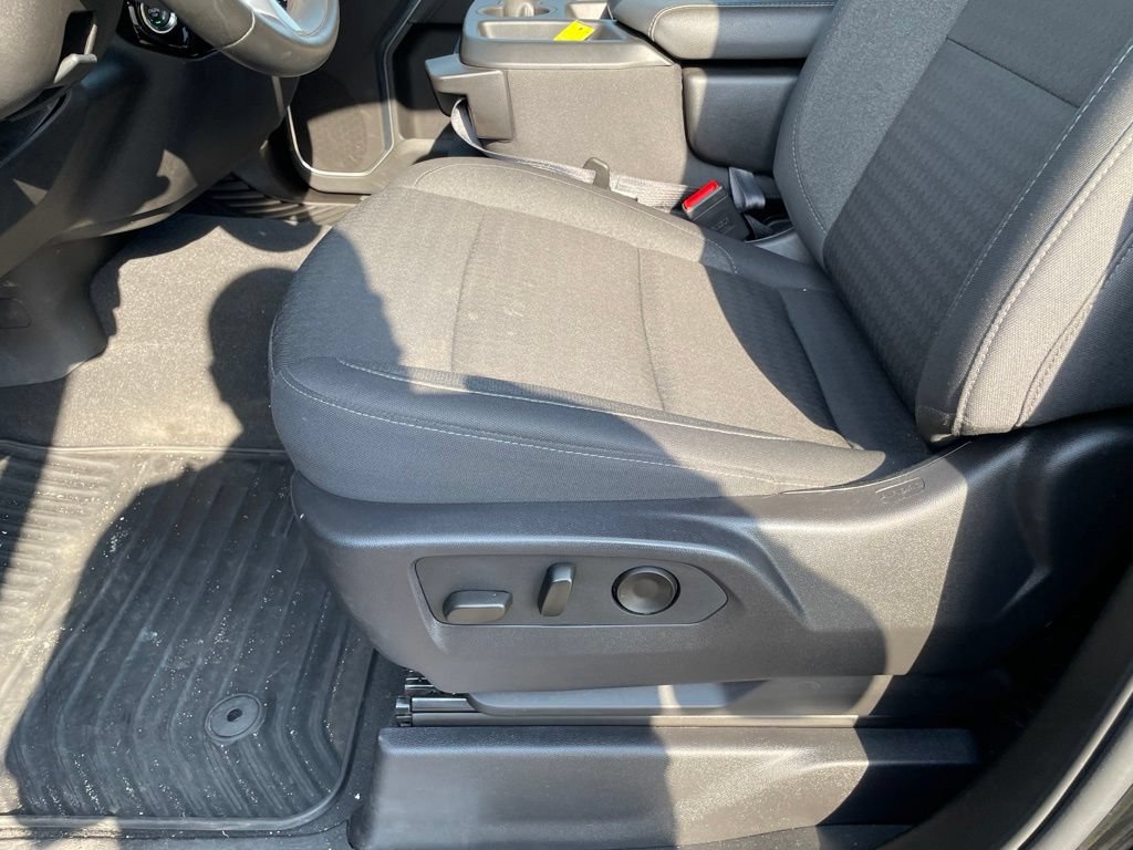 Used 2026 Chevrolet Silverado 1500 RST AWD/4WD image 19