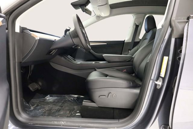 Used 2023 Tesla Model Y Long Range image 13