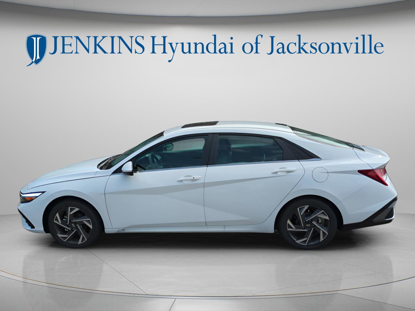 New 2025 Hyundai Elantra SEL FWD image 6