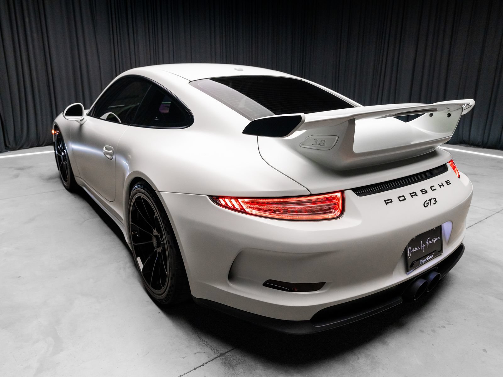 Used 2015 Porsche 911 GT3 w/ Sound Package Plus RWD image 13