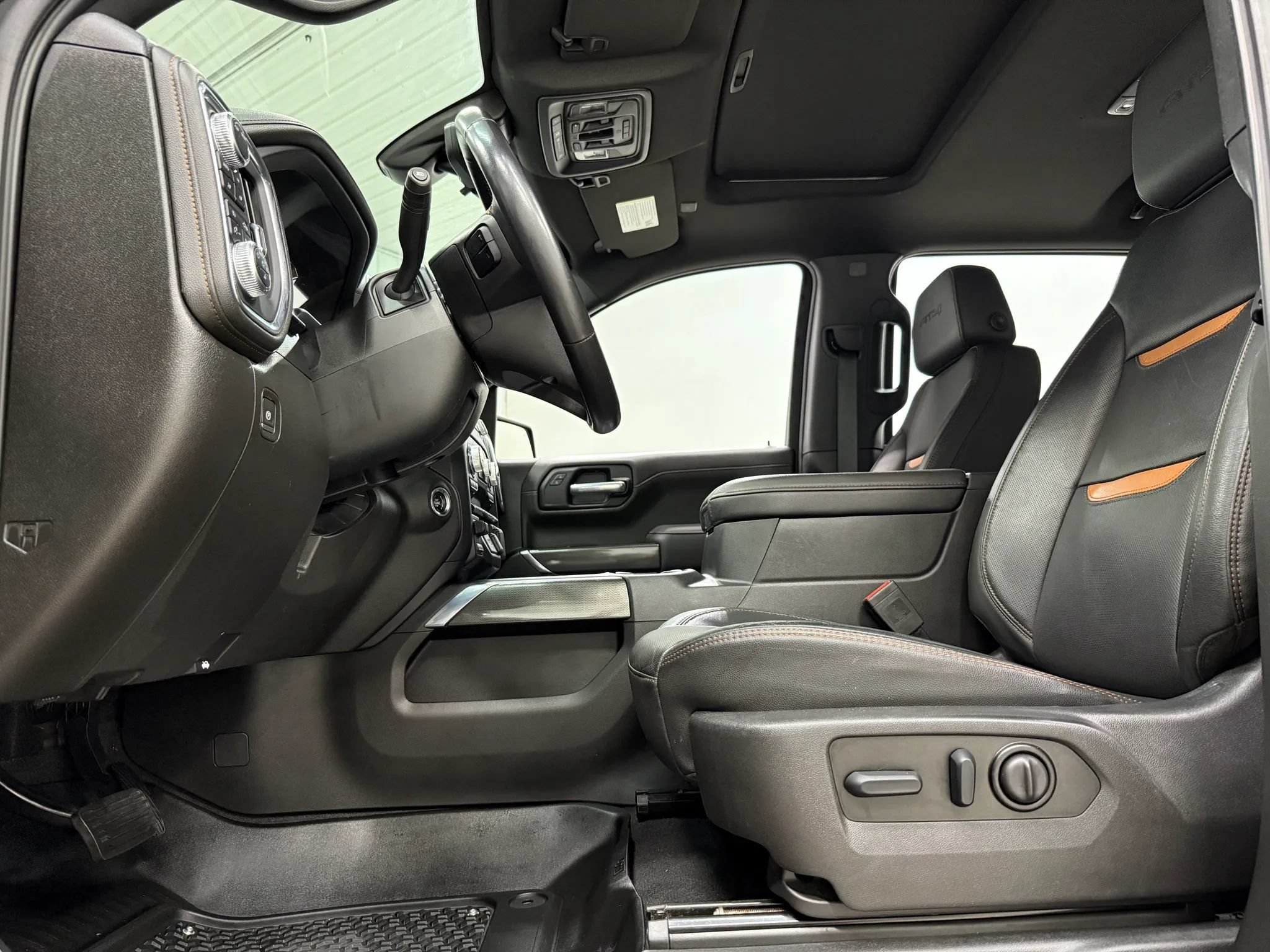 Used 2022 GMC Sierra 1500 AT4 w/ AT4 Premium Package AWD/4WD image 15