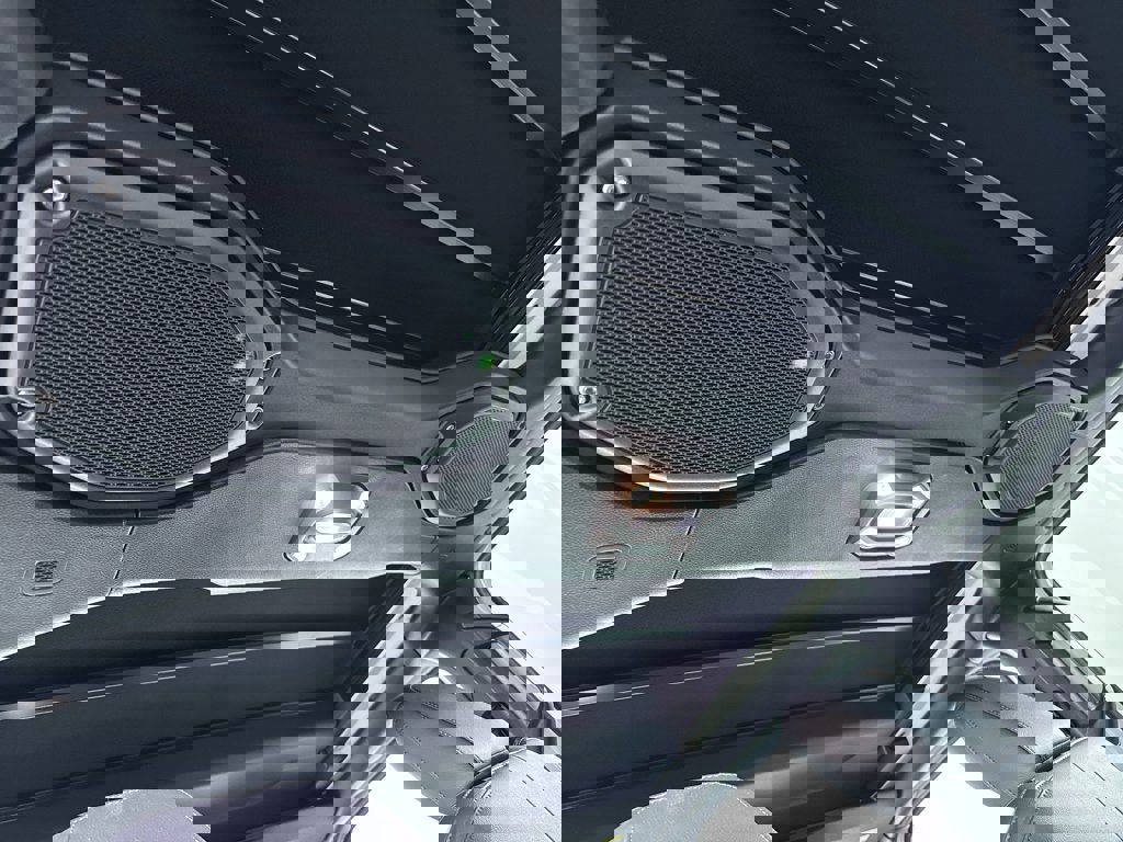 Used 2021 Jeep Wrangler Unlimited Sahara w/ Cold Weather Group image 28