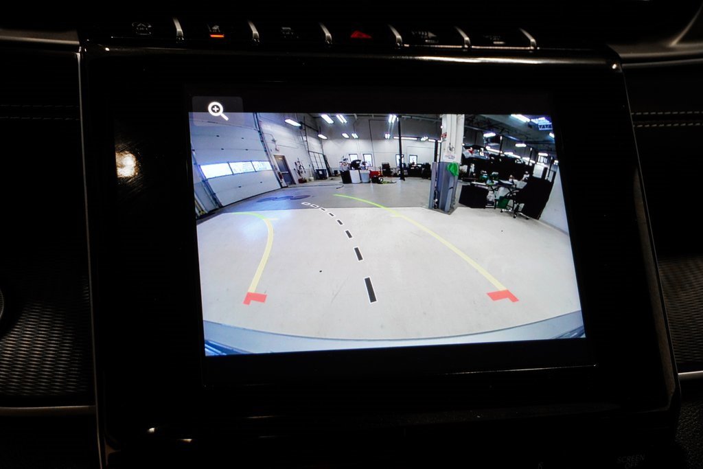 Certified 2025 Jeep Grand Cherokee Laredo w/ Luxury Tech Group I image 29