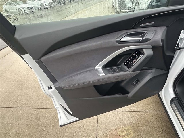 New 2025 Audi SQ5 Premium Plus image 8