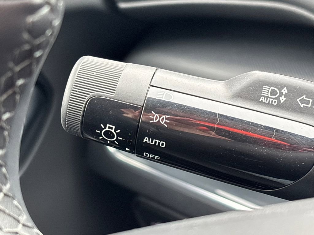 New 2025 Kia K4 EX image 16