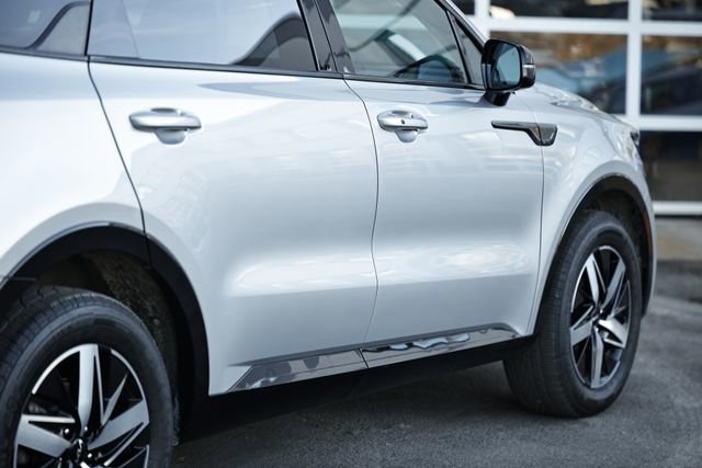 Used 2022 Kia Sorento S image 8