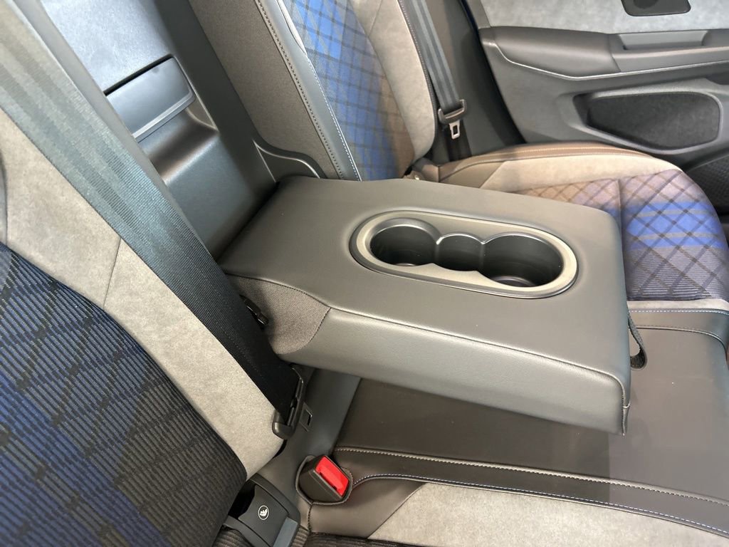 New 2026 Volkswagen Golf w/ Euro Style Package AWD/4WD image 46