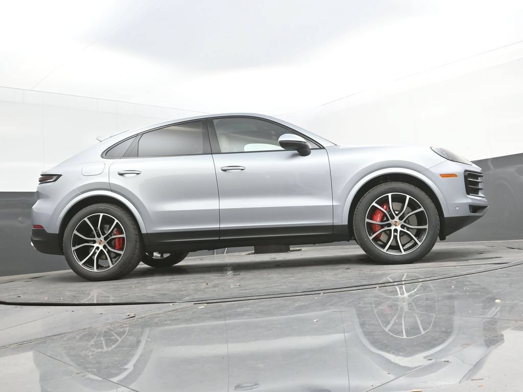 Certified 2026 Porsche Cayenne S AWD/4WD image 16