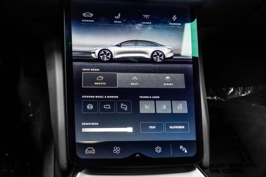 Used 2024 Lucid Air Pure RWD image 27