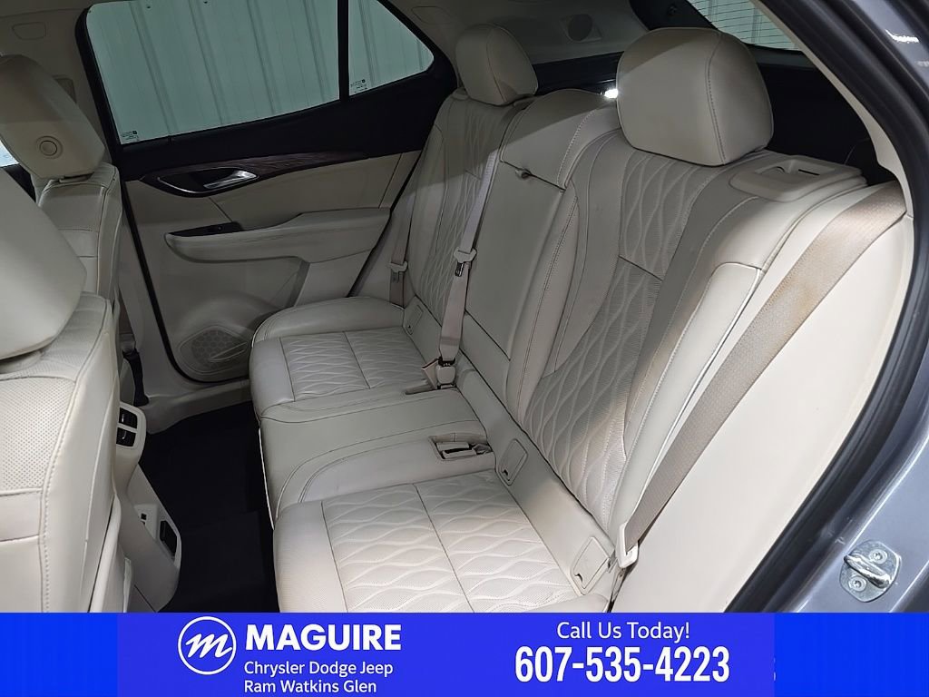 Used 2021 Buick Envision Avenir w/ Technology Package II FWD image 36