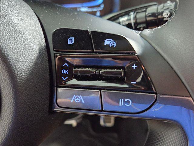 New 2025 Hyundai Elantra Sport FWD image 24