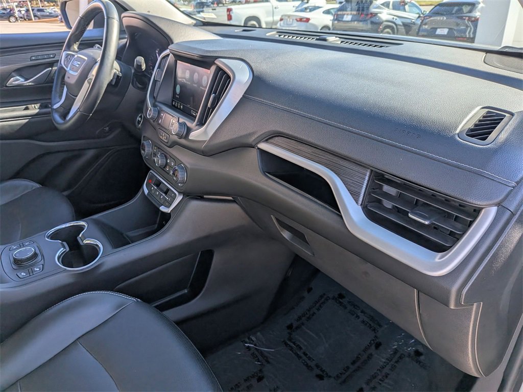 Used 2024 GMC Terrain SLT image 33