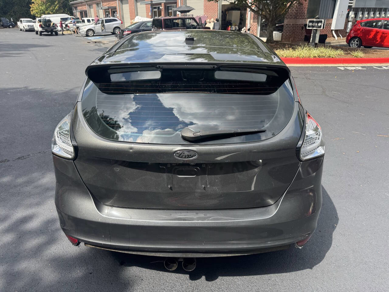 Used 2018 Ford Focus ST image 4