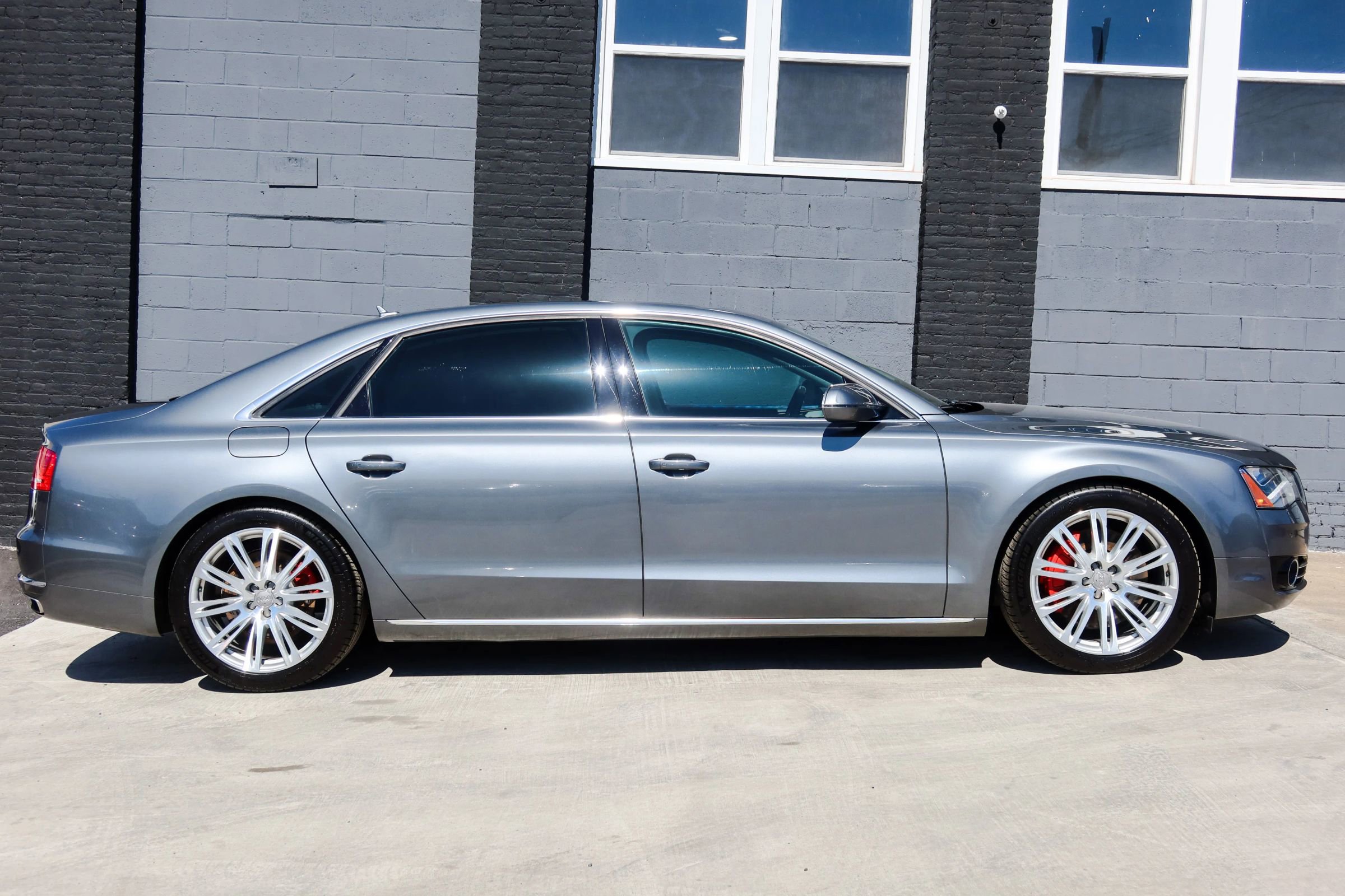 Used 2014 Audi A8 L 4.0T AWD/4WD image 6