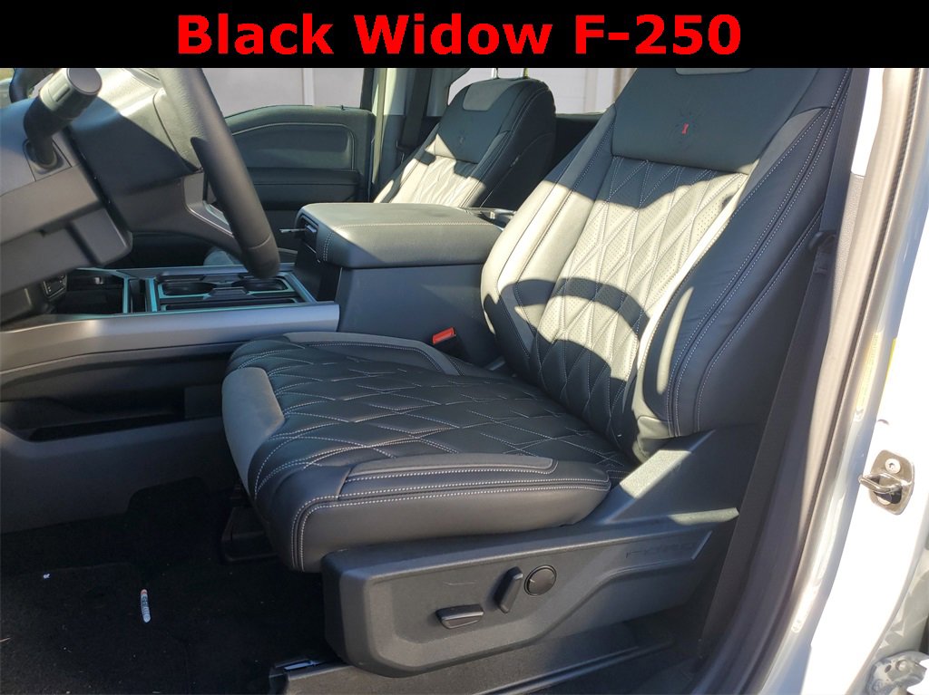 New 2026 Ford F250 Lariat w/ Black Appearance Package image 34