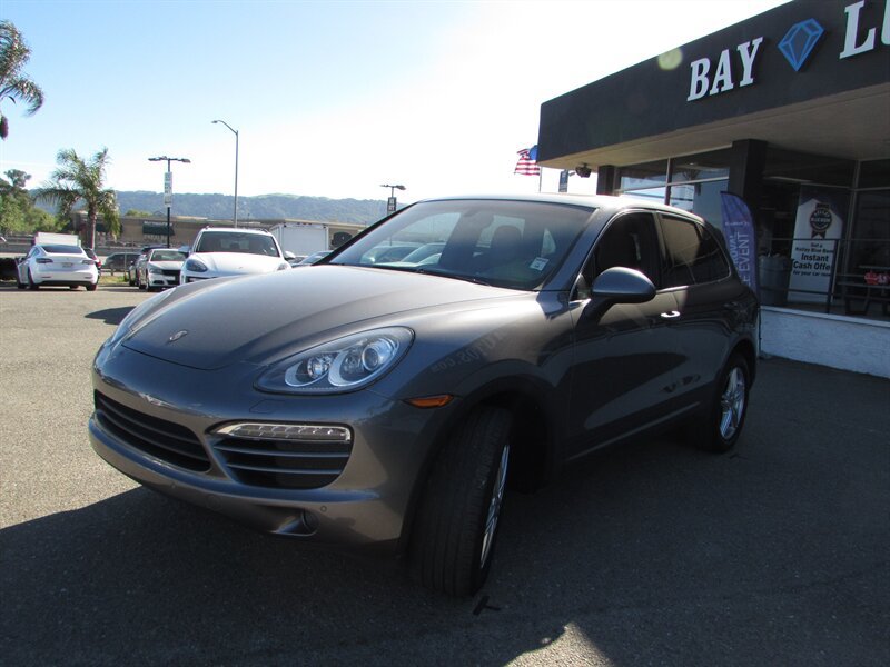 Used 2013 Porsche Cayenne AWD/4WD image 2