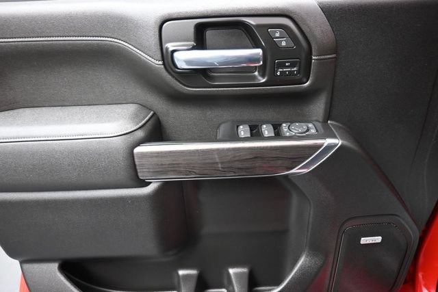 Used 2022 Chevrolet Silverado 2500 LTZ w/ LTZ Convenience Package AWD/4WD image 13