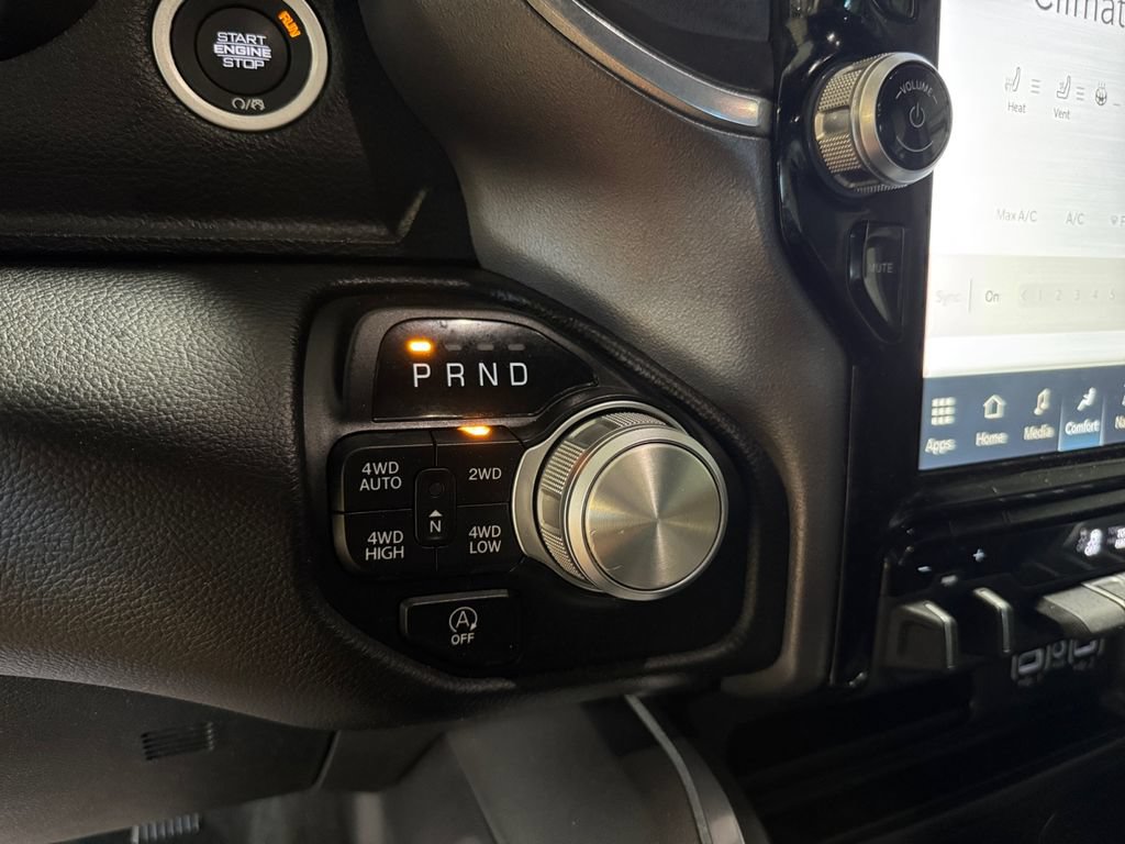 Used 2023 RAM 1500 Laramie AWD/4WD image 21